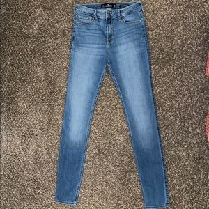 Hollister High Rise Jeans